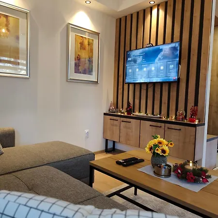 Apartman Jahor Casa 4 *